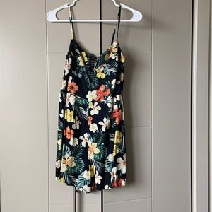 Wild Fable Tropical romper XS
